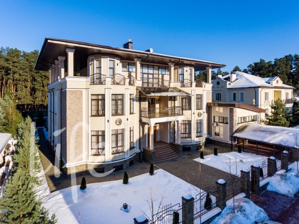 Аренда дома Романово-2 1500 м² Рублево-Успенское шоссе - 379837 - foto_fs