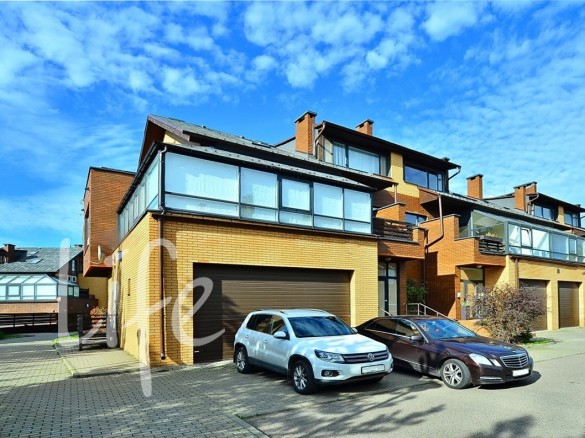 Аренда дома Барвиха CLUB 384 м² Рублево-Успенское шоссе - 633571 - 633571