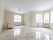 Продажа дома Ларюшино 370 м² Рублево-Успенское шоссе - Гостиная, холл - foto_lr1