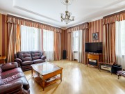 Продажа дома Николина Гора 392 м² Рублево-Успенское шоссе - Гостиная, холл - foto_lr2