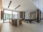 Продажа дома Жуковка 620 м² Рублево-Успенское шоссе - Гостиная, холл - foto_lr2