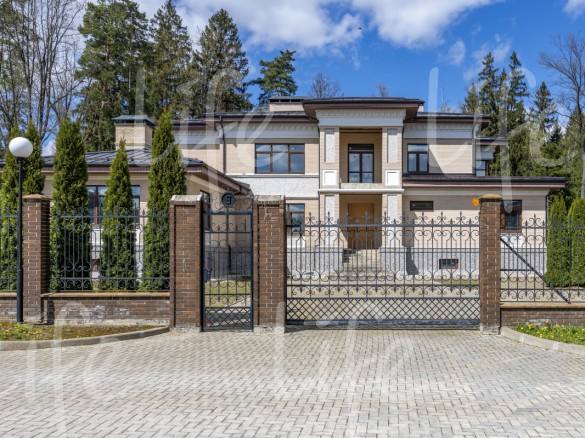 Продажа дома Семенково 830 м² Рублево-Успенское шоссе - 624552 - 624552