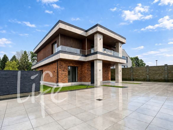 Продажа дома Усадьба Подушкинского лесопарка (Подушкино-7) 574 м² Рублево-Успенское шоссе - 638378 - 638378