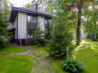 Аренда дома Новое Лапино (Рублевская жизнь) 460 м² Рублево-Успенское шоссе - Горки-2 - 52004