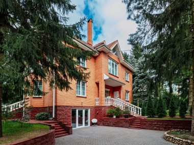 Аренда дома Горки-8 550 м² Рублево-Успенское шоссе - Знаменское-Сосны НПИЗ - 56584